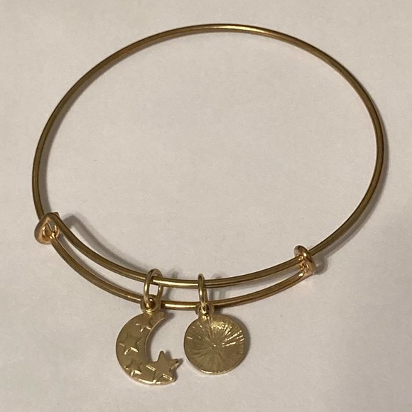 Ying Yang Half Moon Star Charm Bracelet Gold Tone Wire Slider Adjustable Yoga - Picture 6 of 7